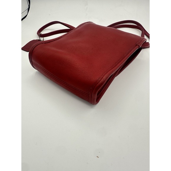 Vintage Coach red leather "scooter" crossbody bag, circa 1980s/90s - Picture 6 of 9